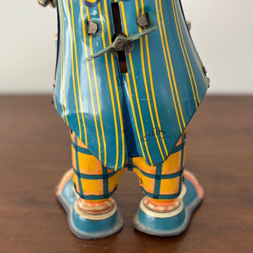 Vintage Rabbit Drummer - Picture 9 of 16